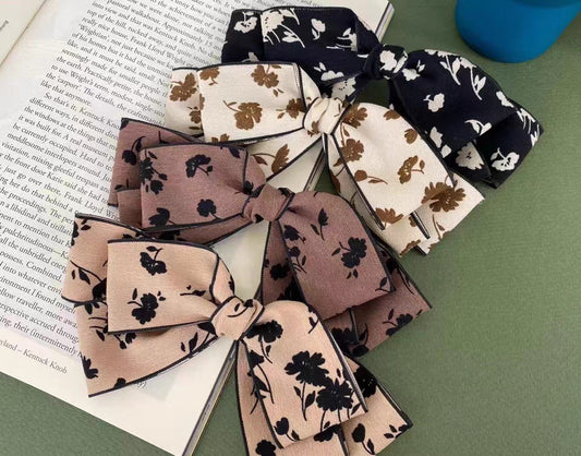 Spring hair clip Velvet material Advanced sense Hair clip on the back of the head